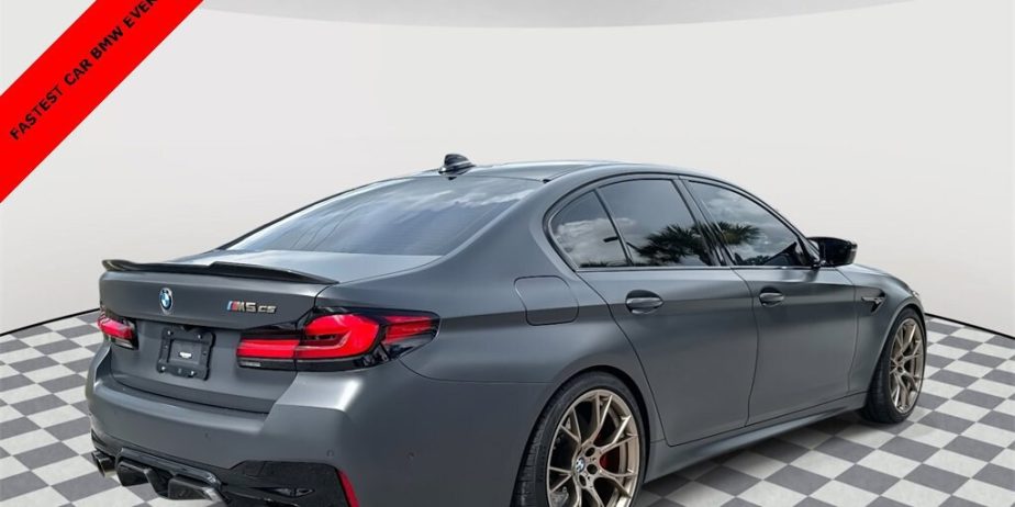 2022 BMW M5 CS